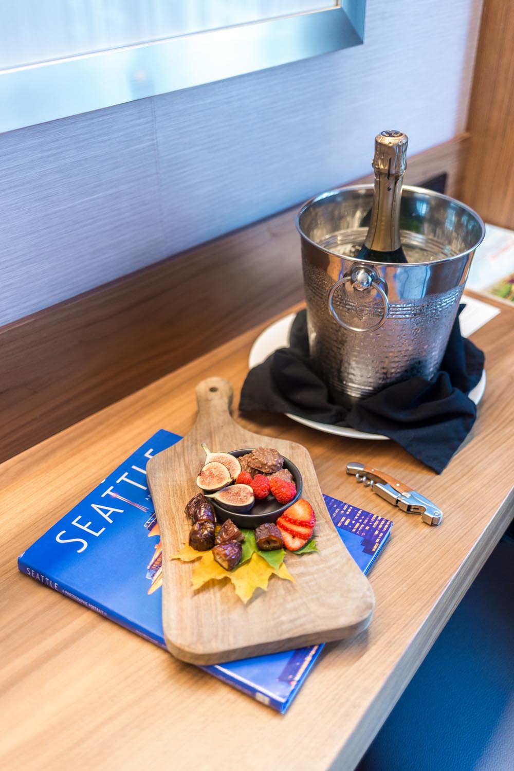 A Staycation Seattle Style at the Charter Hotel // Seattle Travel Blog